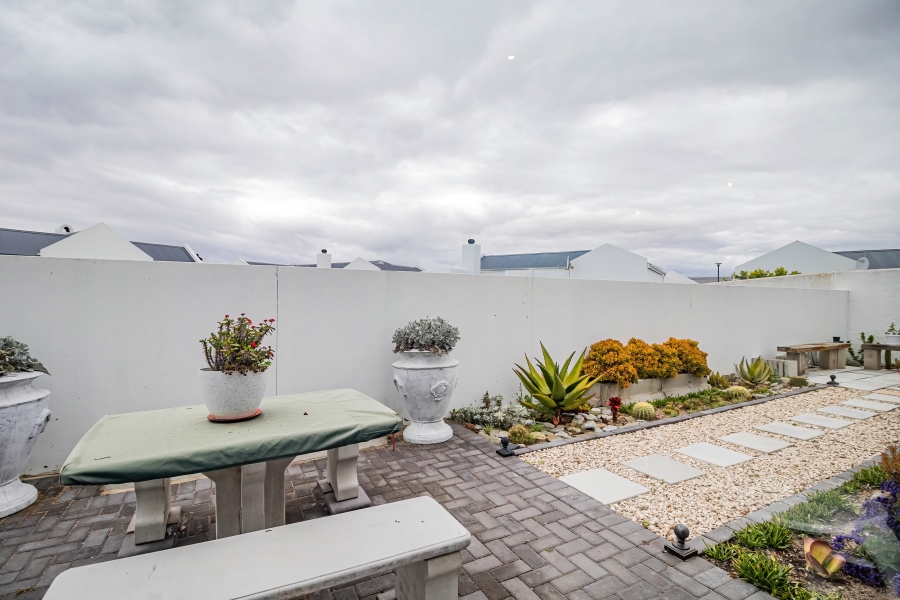 2 Bedroom Property for Sale in Atlantic Waves Estate Western Cape